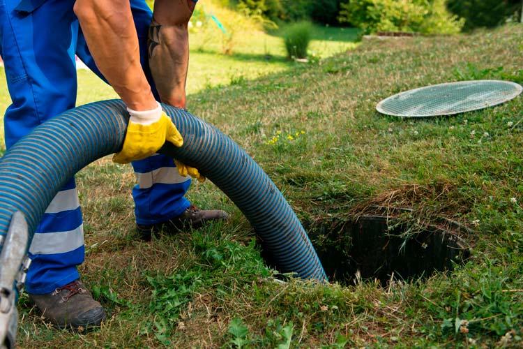 Limpieza de Pozo Séptico y Cámara de Bombeo